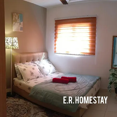 Er Homestay For Family Transit Nearby Klia Sepang Exterior photo